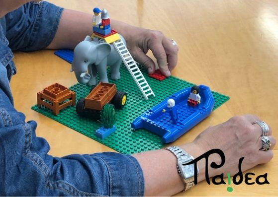 Sessione Paidea metodologia Lego Serious Play - elefante e barchetta